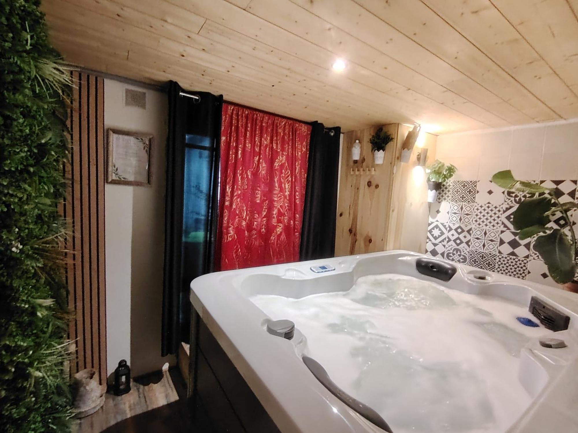 Sweet Loft Grenoble-Love Room Avec Jacuzzi & Sauna エクステリア 写真